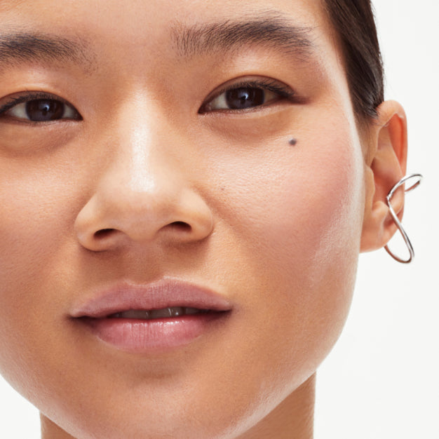 Ultralip, Lucite, shade image 2