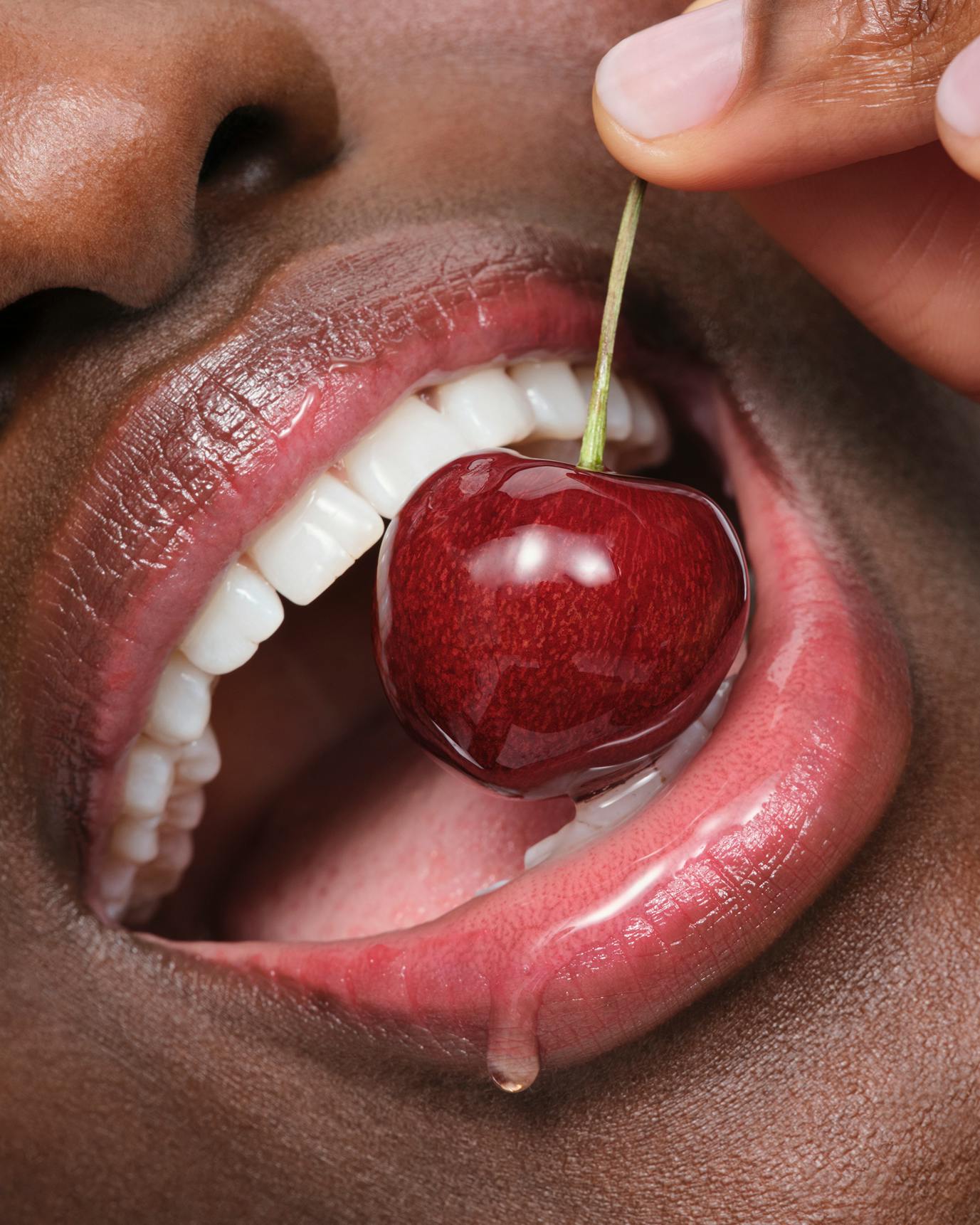 lip line + balm dotcom