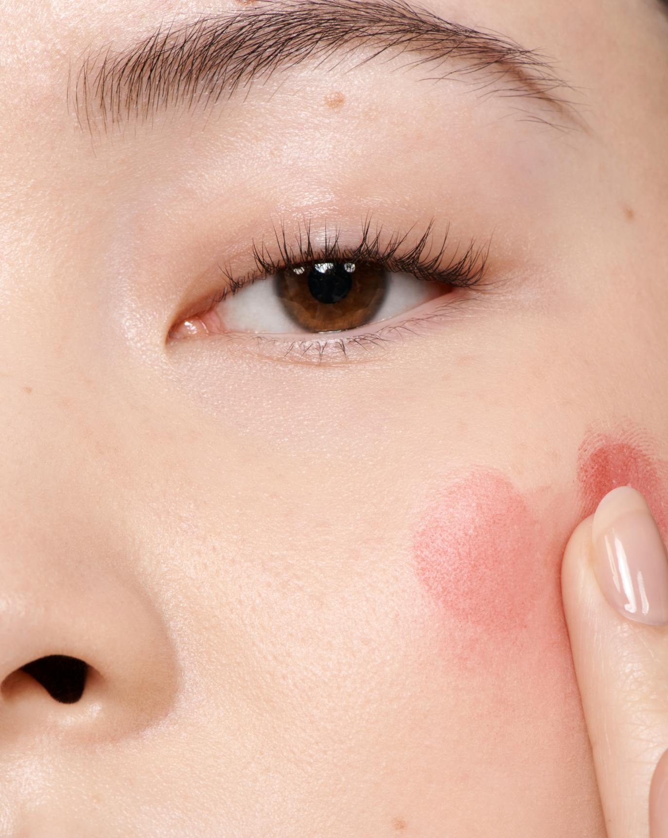 Tallulah wears Cloud Paint in Black Cherry.