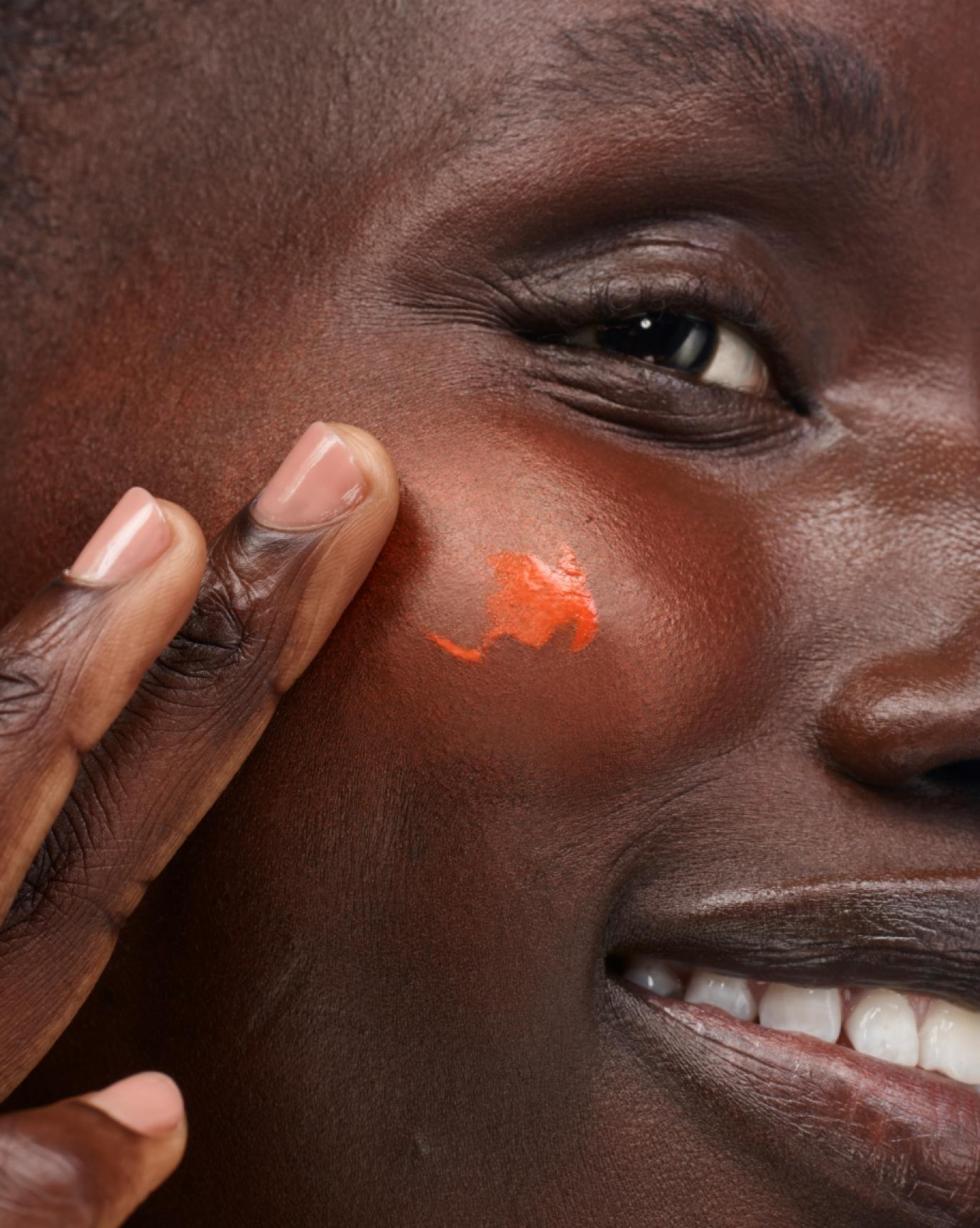 Awuoi applies Cloud Paint in Dawn.