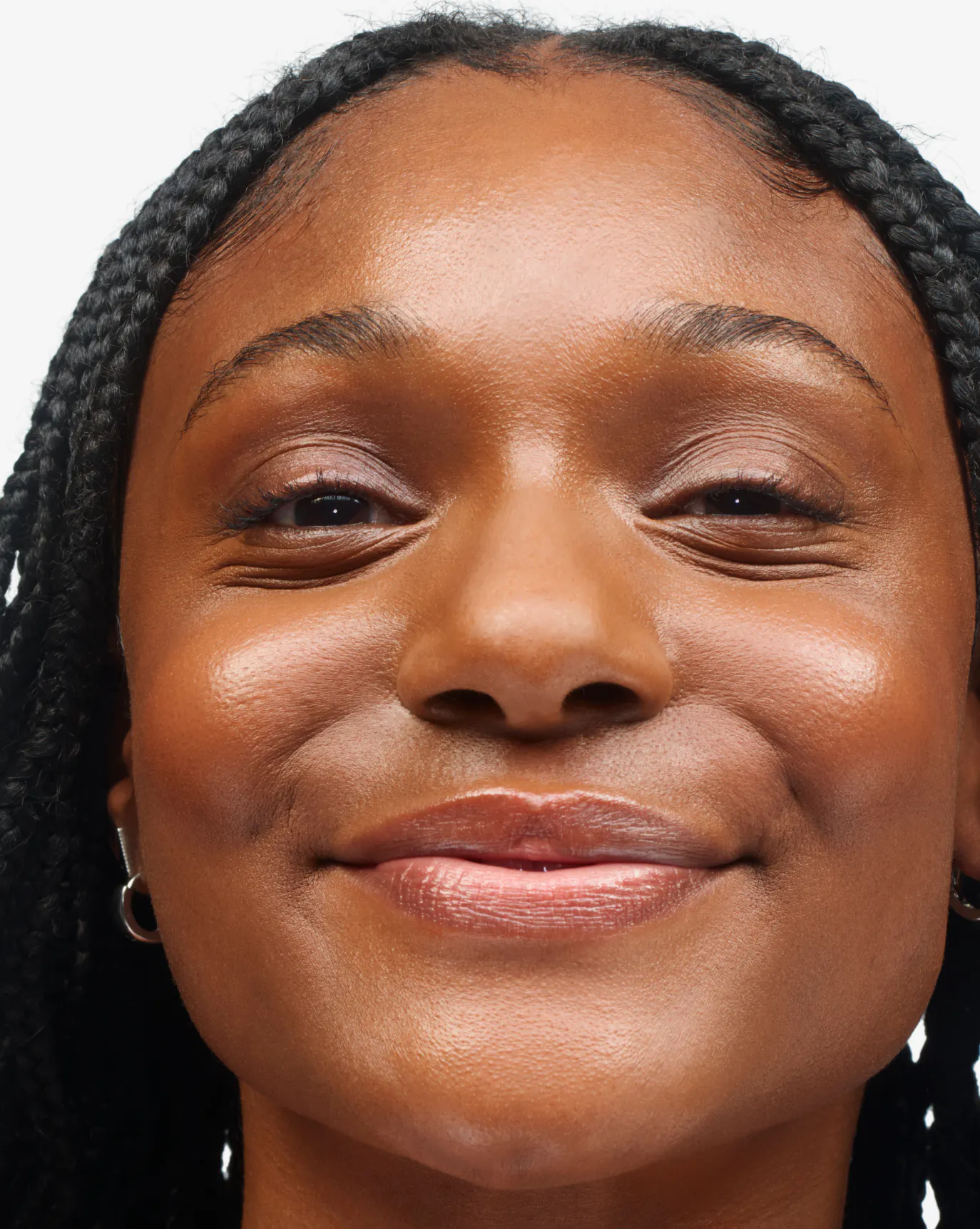 Camri in Stretch Balm Concealer, D1.