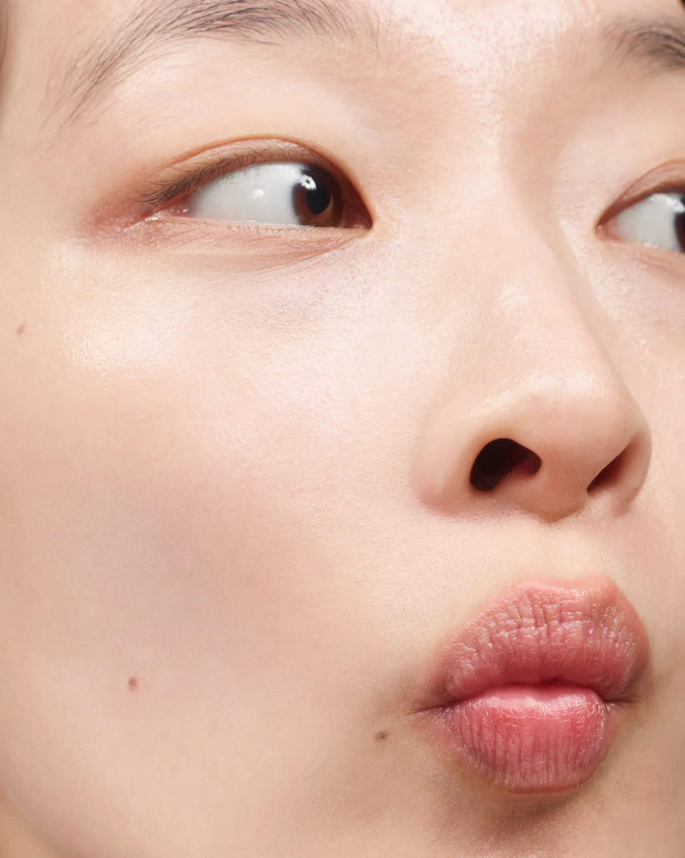 Eve in Stretch Balm Concealer, VL3.
