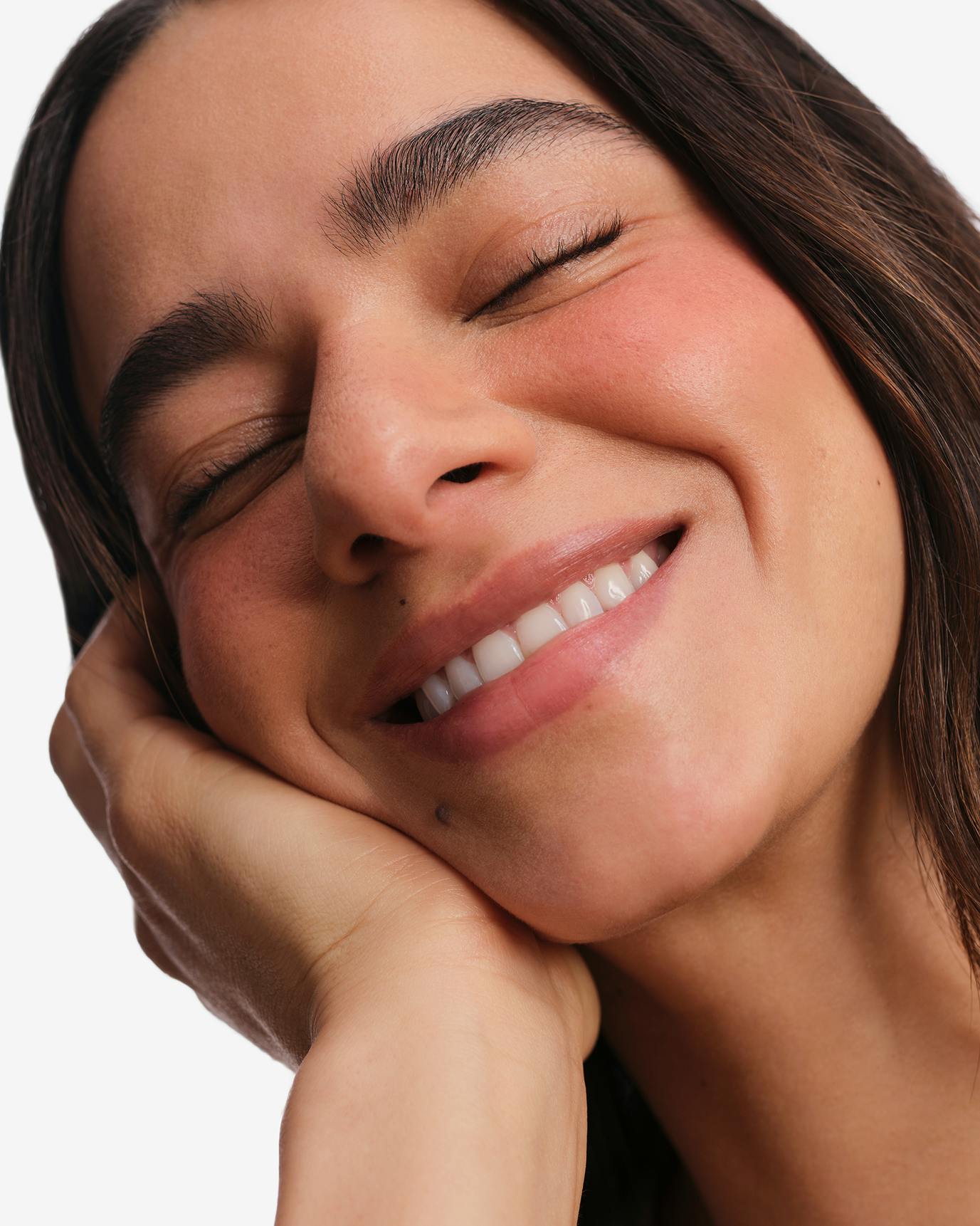 Joanna wears Cloud Paint Plush Blush in Storm.