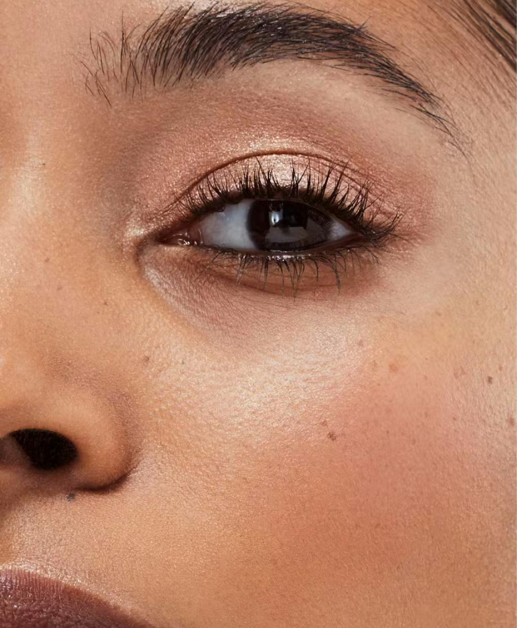 Model wears Lidstar in Lily.