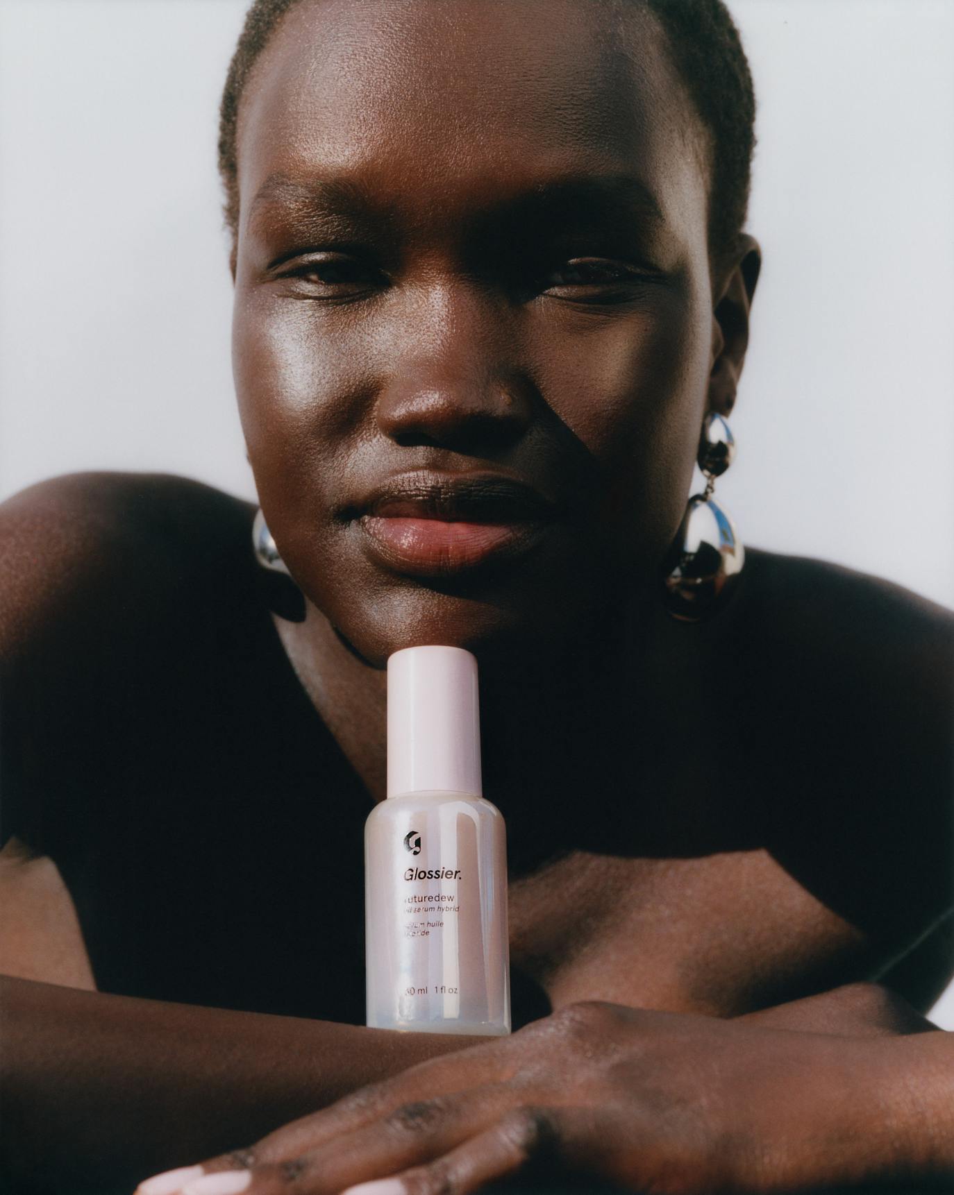 Amazon.com: Glossier Futuredew Oil Serum Hybrid 30 ml / 1 fl