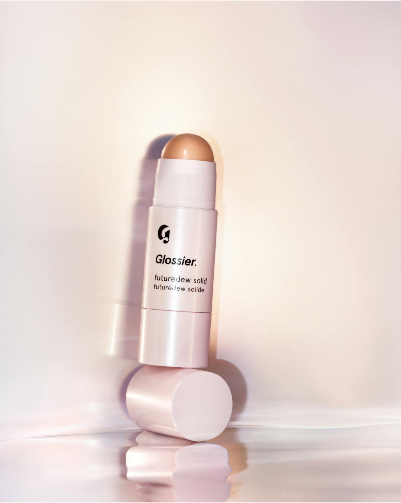 グロッシアー　リキッドファンデーション Glossier☆Stretch Fluid Foundation リキッドファンデーション