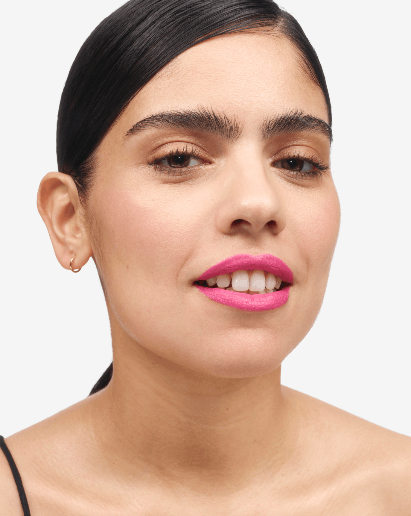 Alya wears G Suit in Pilot.