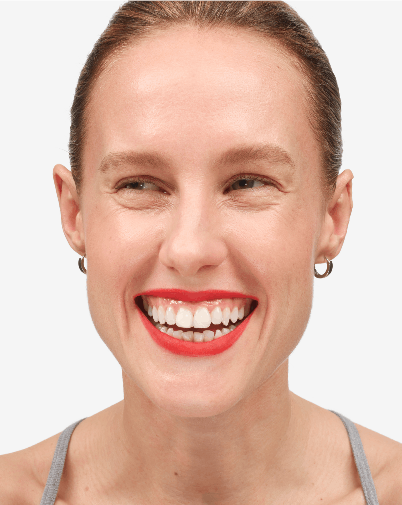 Elly wears G Suit in Strike.