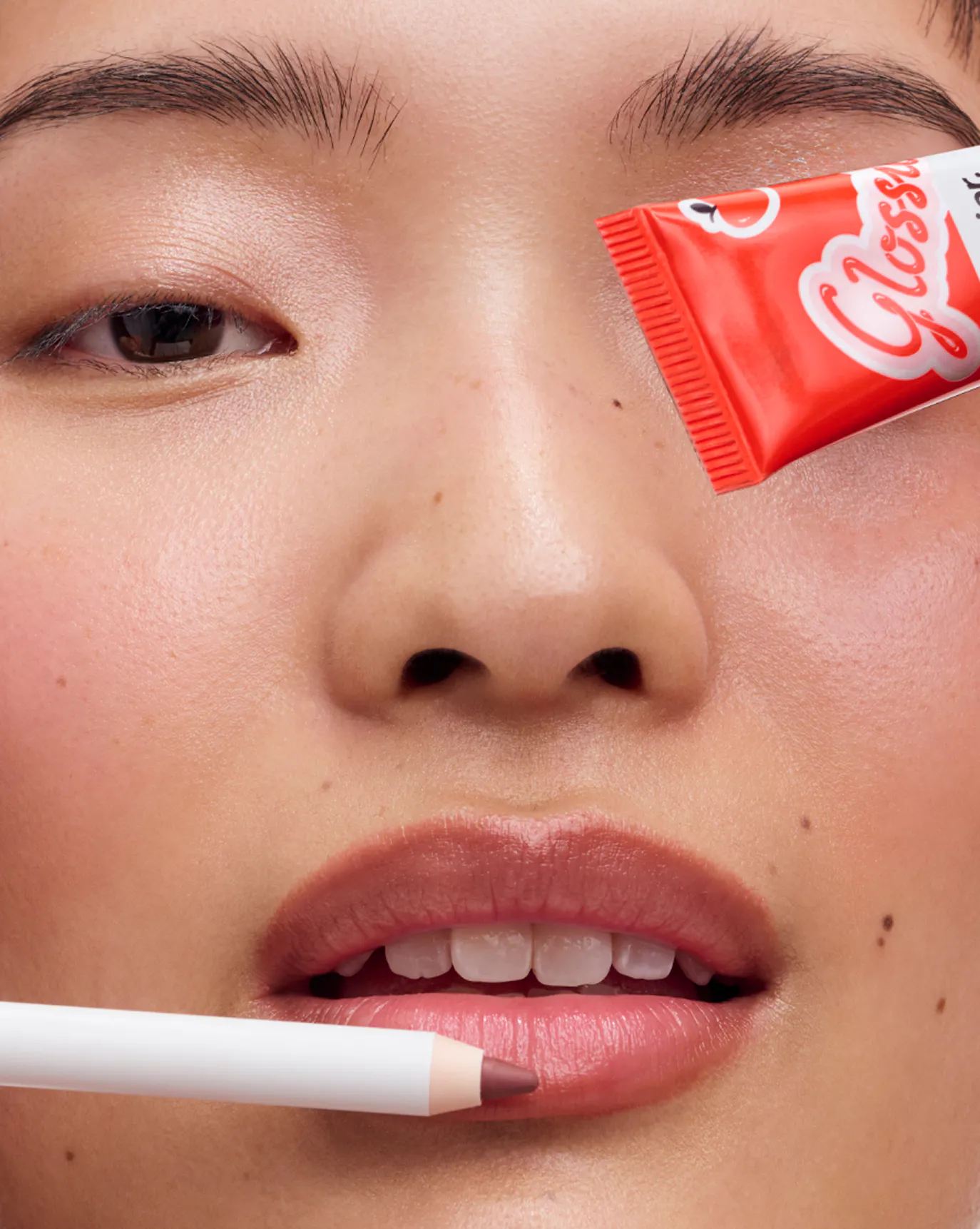 Chris wears I ❤️ NY Balm Dotcom + Lip Line in Bit.