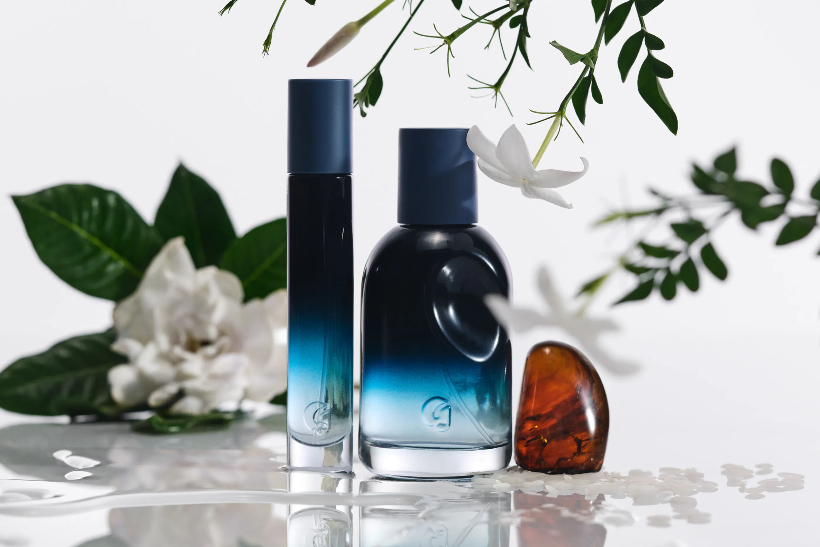 Fragrance Two Ways – Glossier