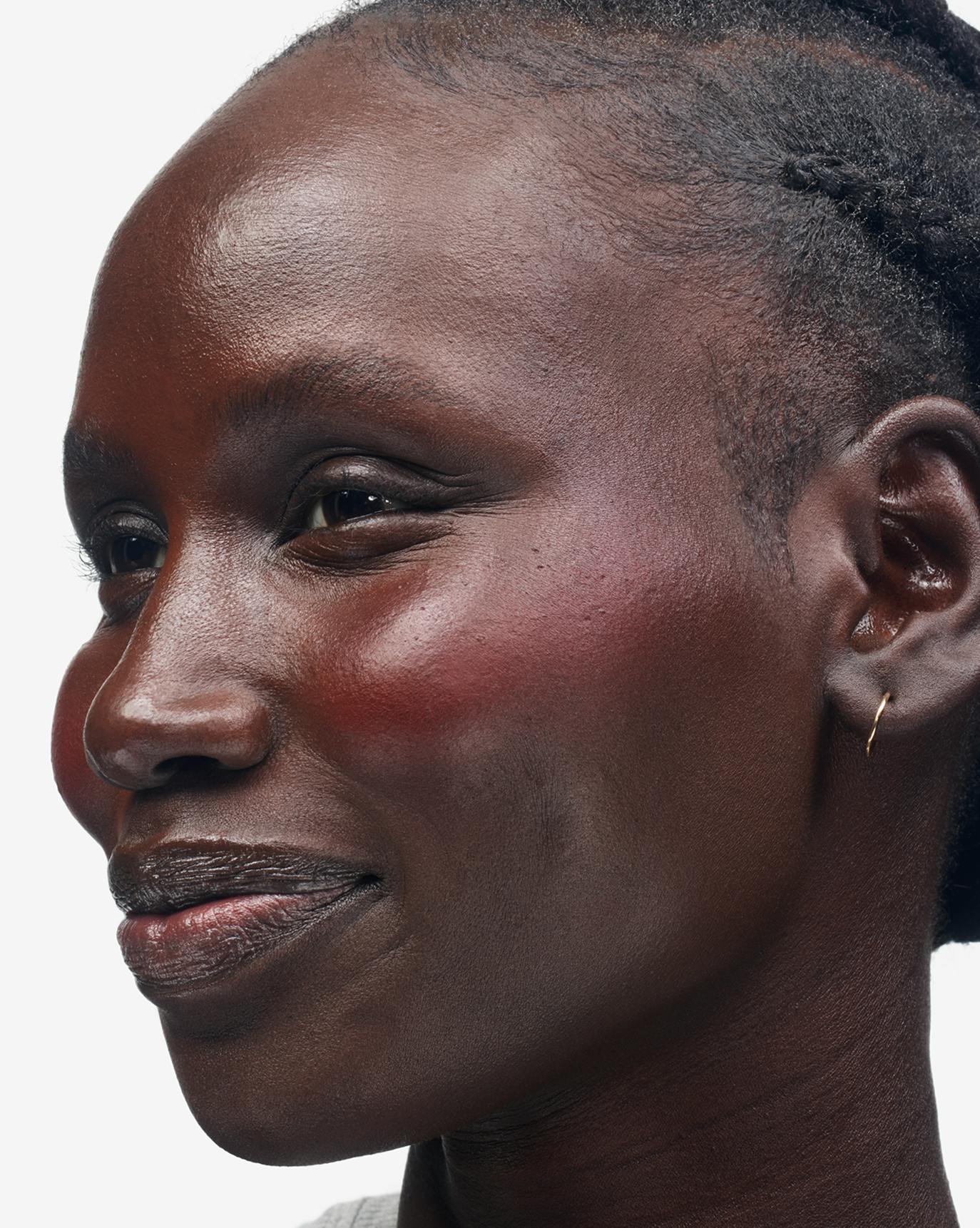 Awuoi wears Cloud Paint in Spark.