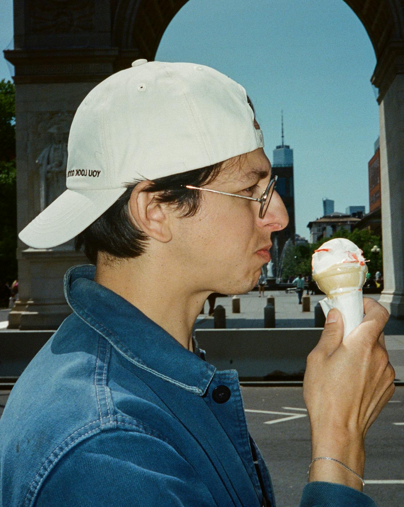 キャップ Glossier You Look Good Cap You Look Good Cap – Glossier