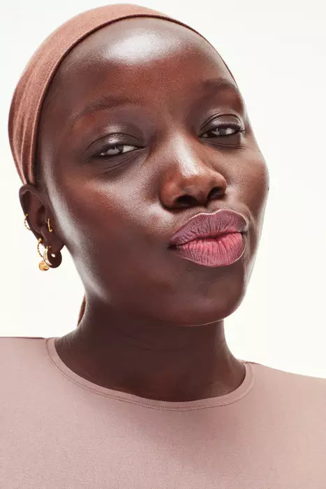 Ultralip, Portrait, shade image 5