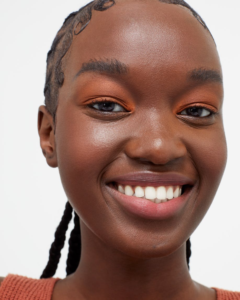 Mari wears Monochromes in Mesa.