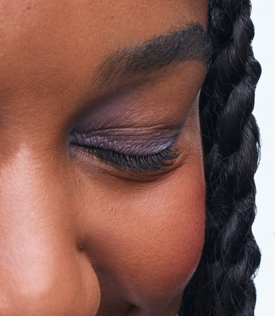 Telsha blends out Muse for a diffused effect.