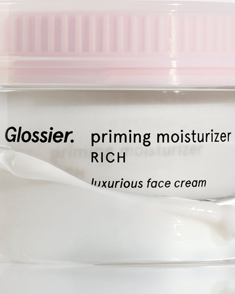 glossier-priming-moisturizer-