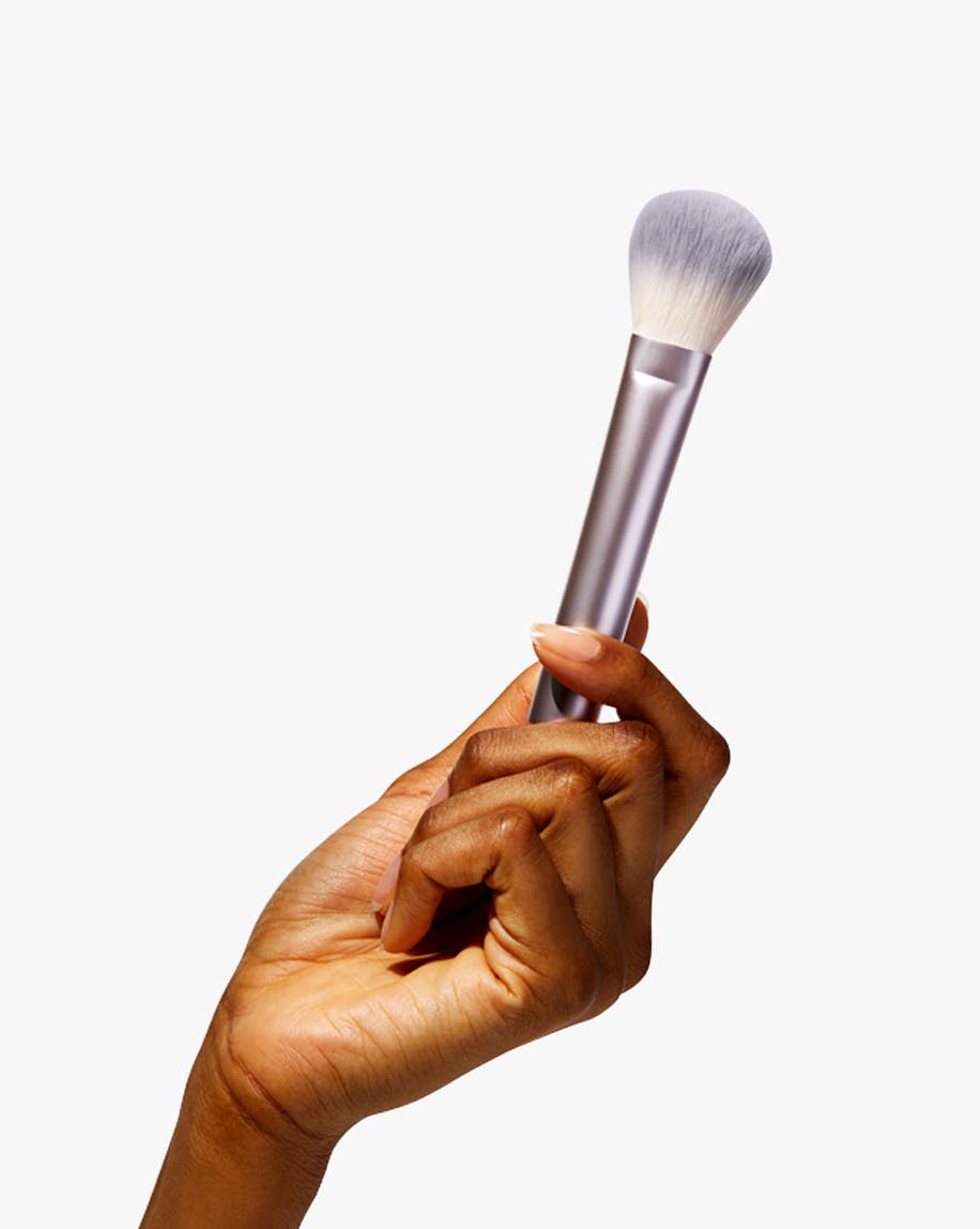 https://glossier-prod.imgix.net/products/glossier-wowder-brush-carousel-01.png?auto=compress,format&cs=srgb&w={width}